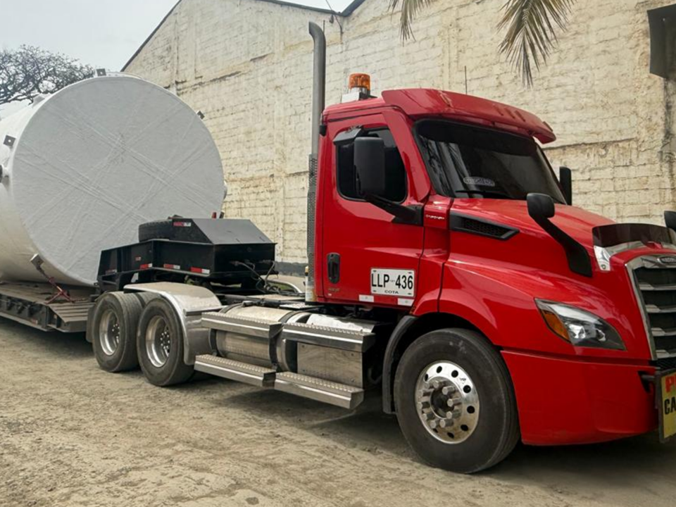 El transporte en tanques de fibra de vidrio: una logística insuperable